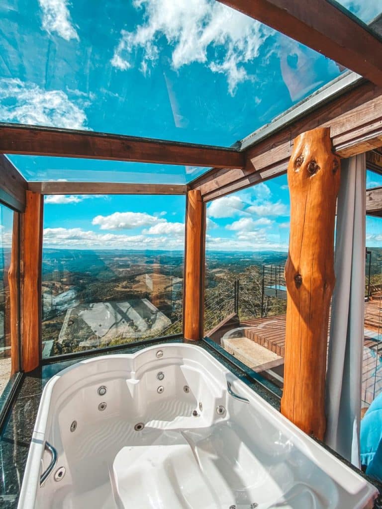 jacuzzi em Glamping