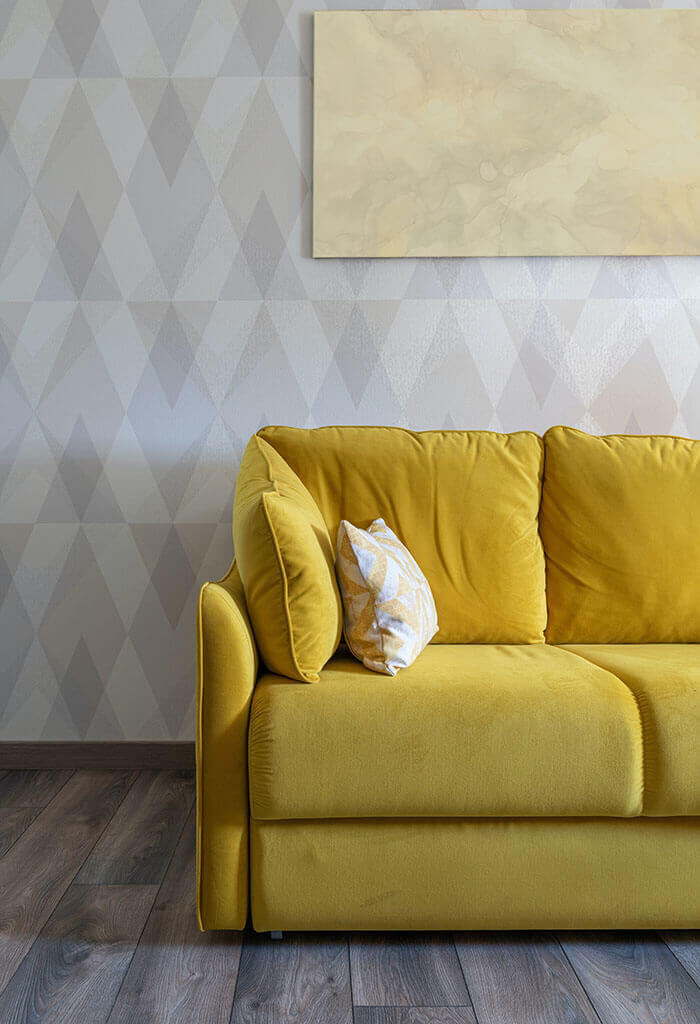 Tendência de decoração cinza e amarelo