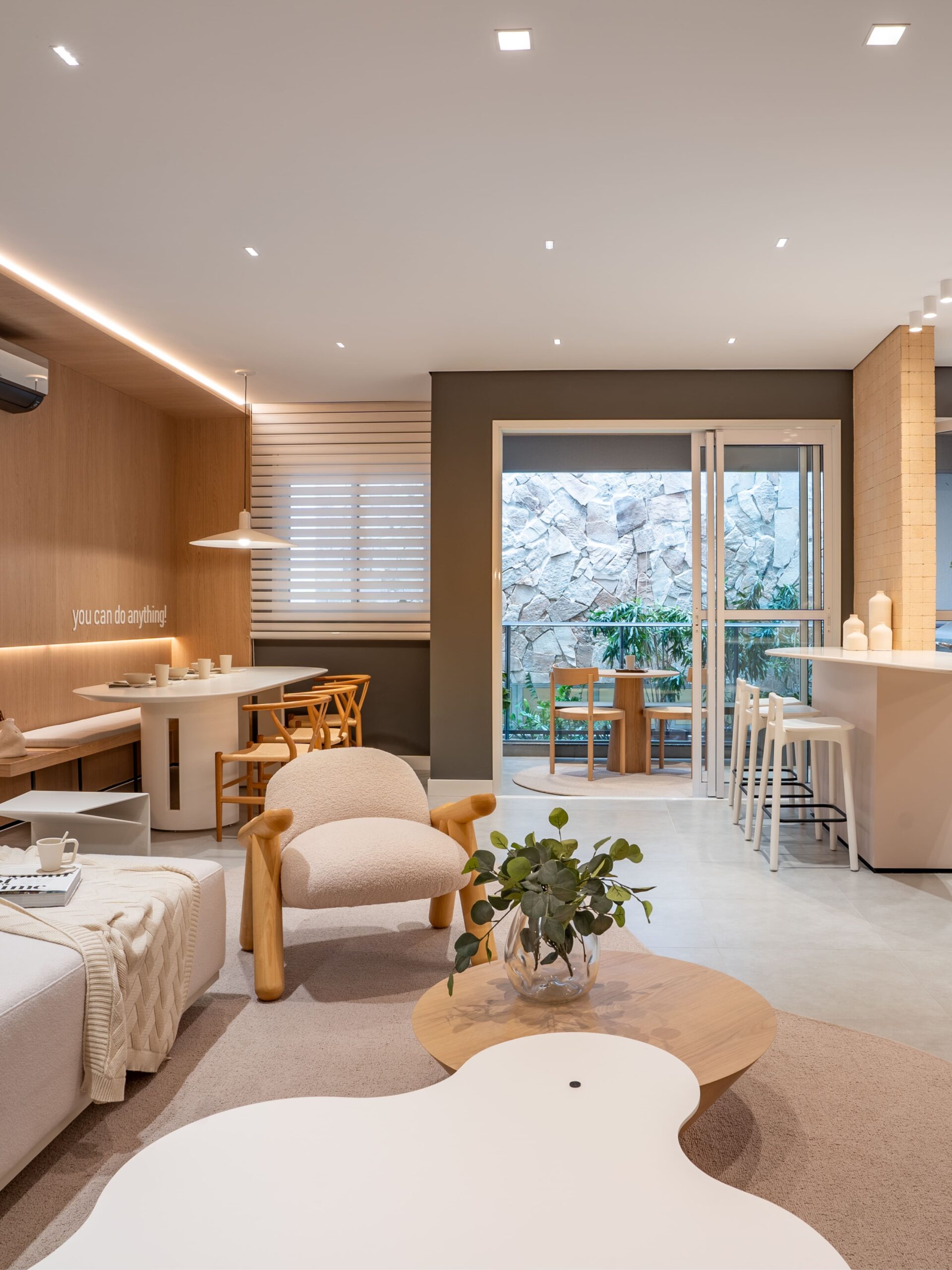 Vanguard convida clientes para conhecerem decorado do Liven