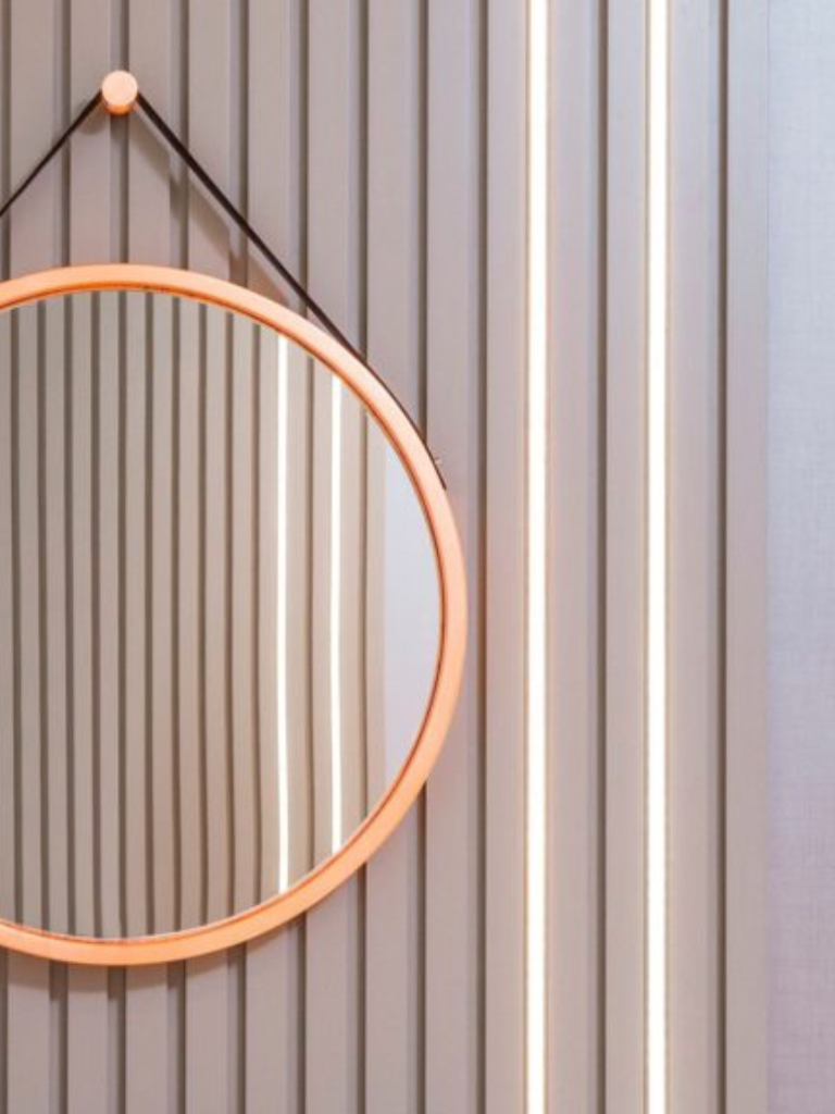 Espelho Adnet: 4 inspirações para usar no seu apartamento